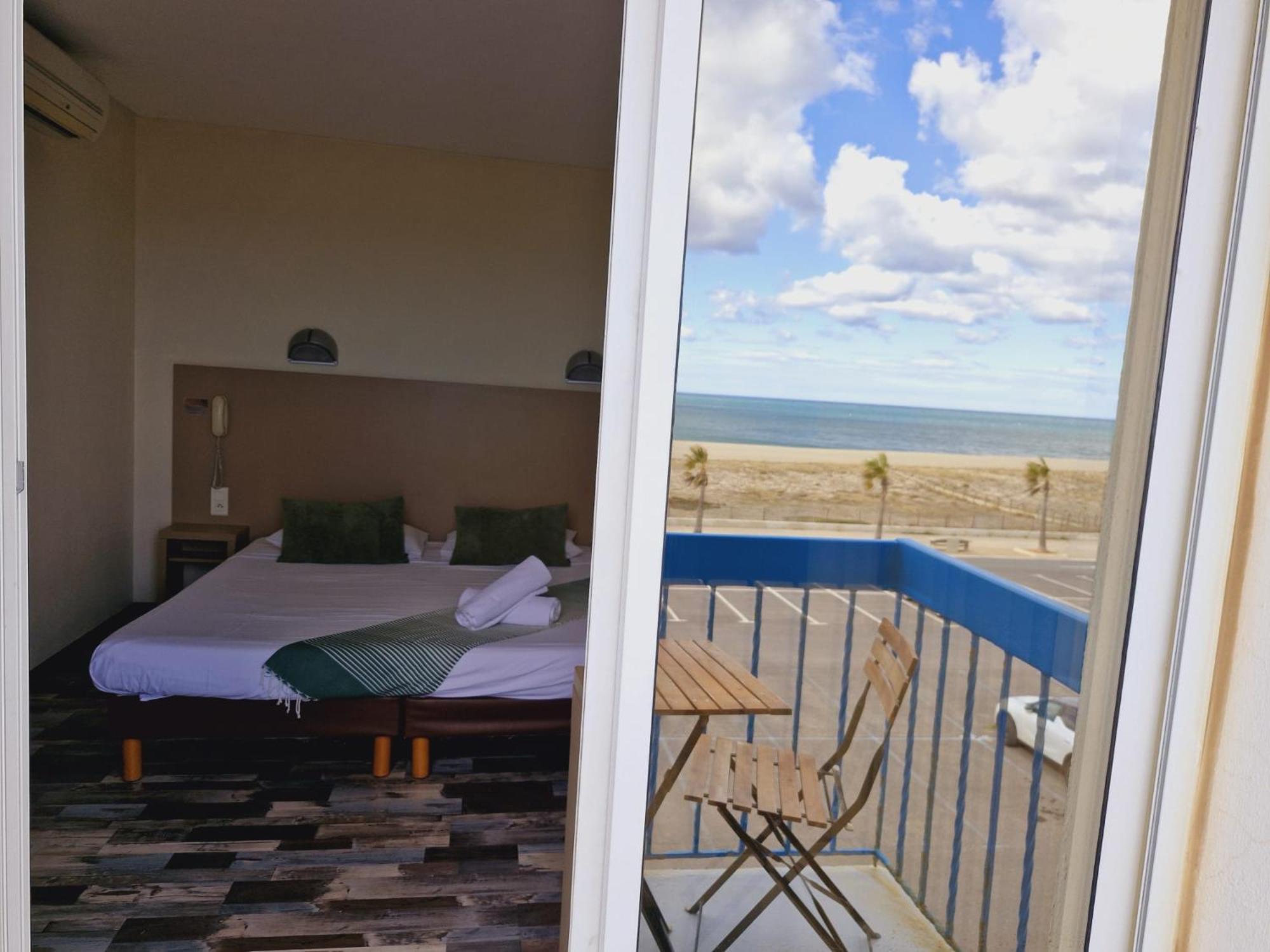 Hotel De La Plage - Barcares Ле Баркарес Экстерьер фото